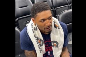 比尔：今天首次参加了队内对抗训练感觉很棒 打揭幕战是我们计划