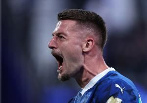 现年薪超2000万欧！都体：尤文计划签下30岁新月中场米林科维奇