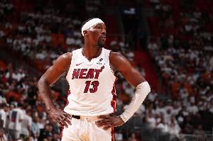 热火官方：阿德巴约右膝挫伤 本场比赛将不会回归