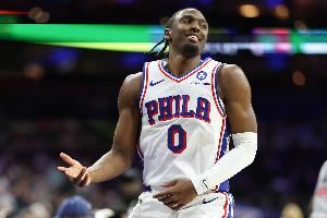 马克西：教练告诉我们上场打48分钟的新76人文化篮球 我们做到了