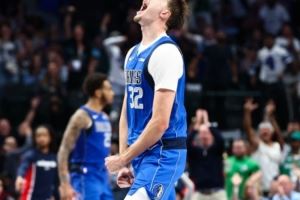 弗拉格谈隔扣马穆凯拉什维利：他失误了 我就上去打个反击