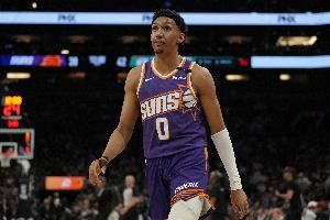 高效输出！瑞安-邓恩8投6中得17分5板1助1断 正负值+32领跑全场